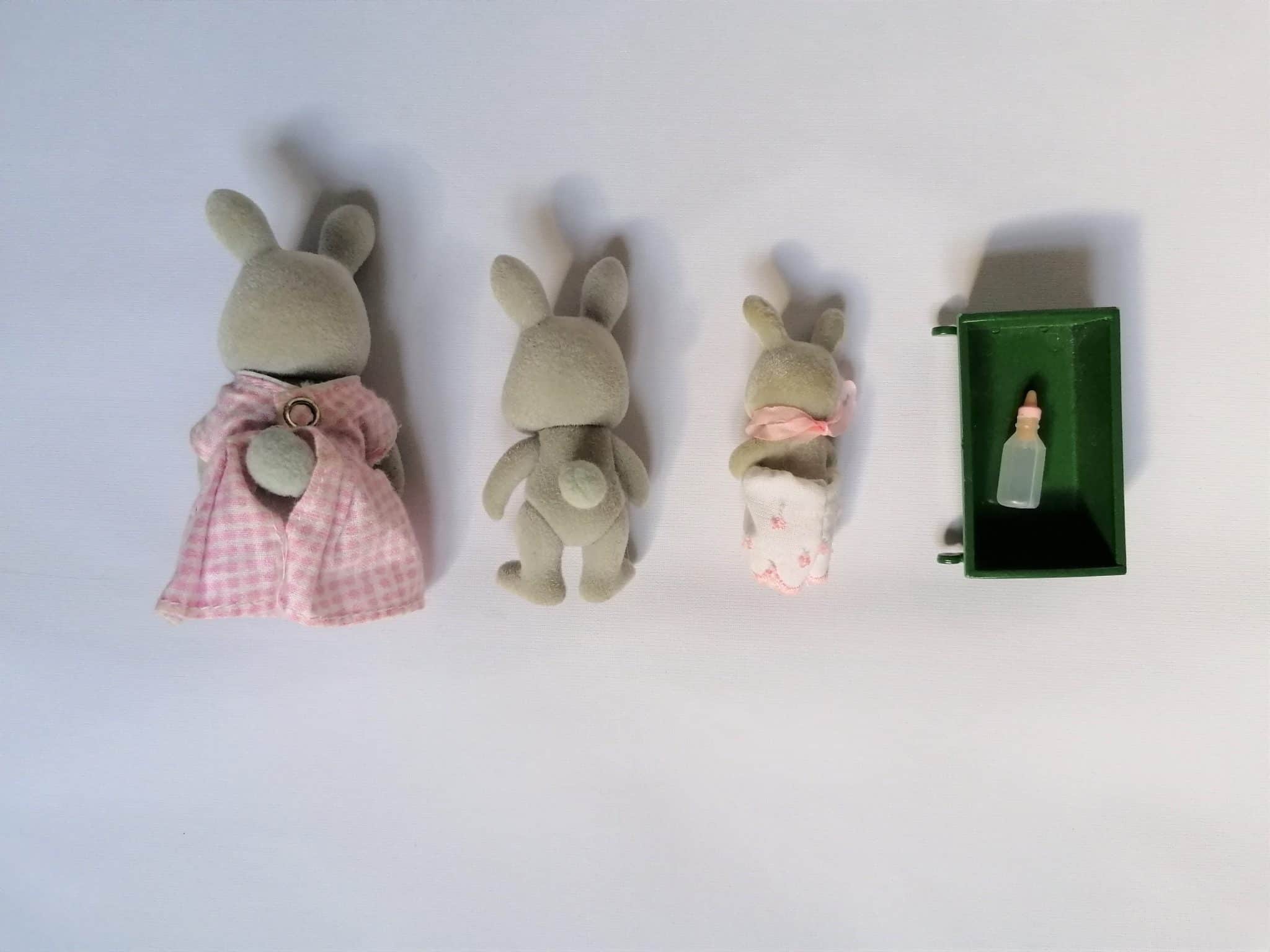 La famille lapin gris Sylvanian Families - Acheter sur la Boutique